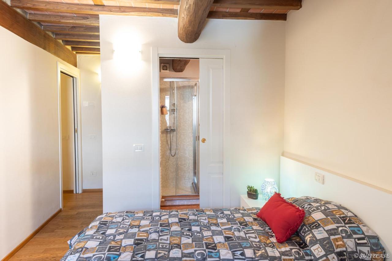 Alessandra Apartment Lucca Eksteriør billede