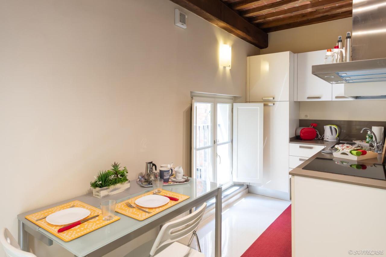 Alessandra Apartment Lucca Eksteriør billede